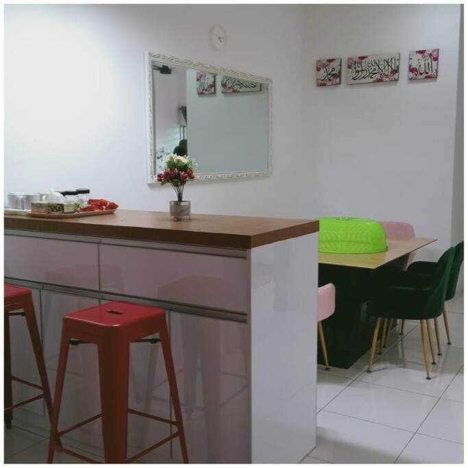 Homestay Ibu Ipoh Exteriör bild